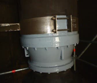 Carcasa de la bomba completamente restaurada y protegida contra la corrosión con el sistema CHEMCLAD SC.